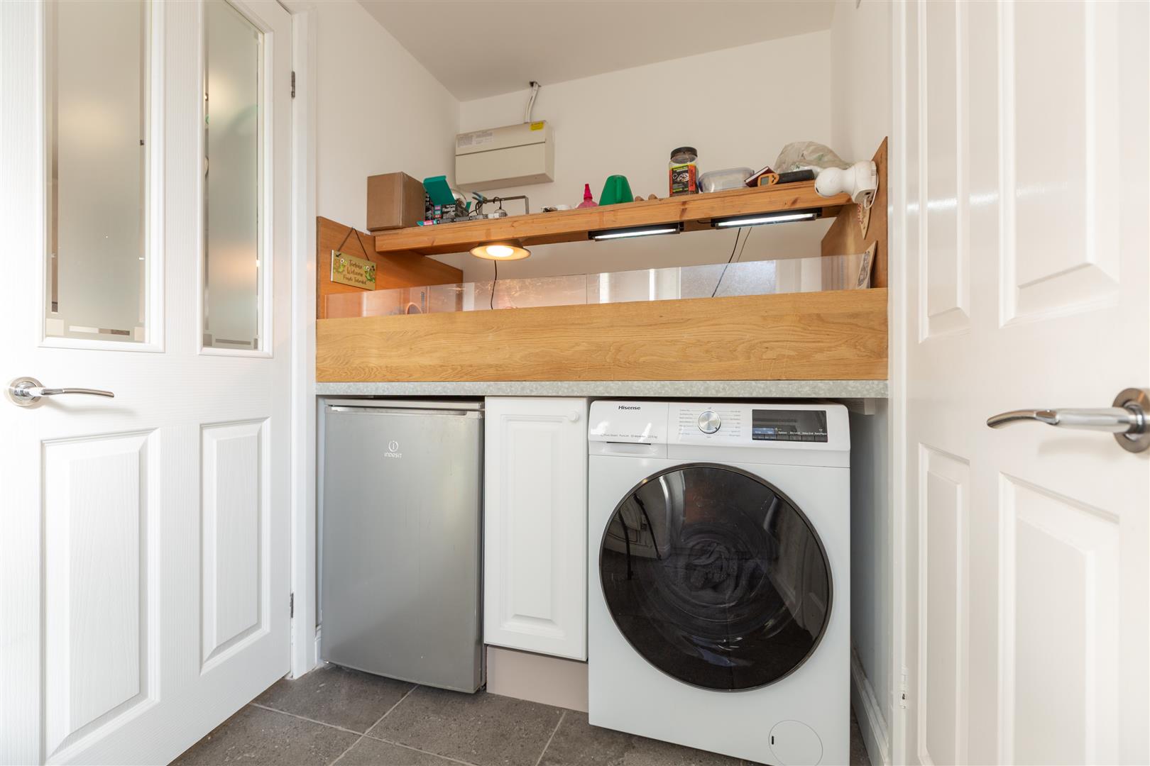 Ffordd Taliesin, Killay, Swansea, SA2 7DF